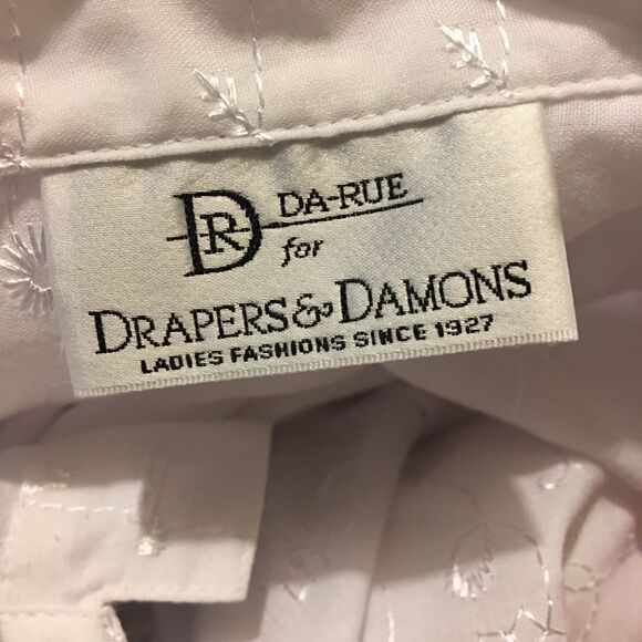 Drapors and Damons Women’s button up shirt - Picture 8 of 9